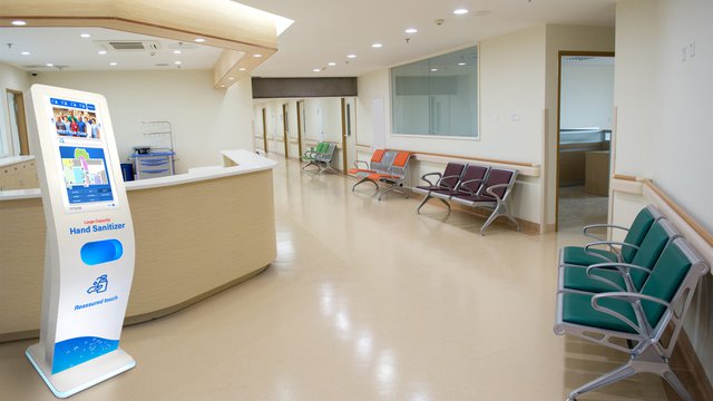 Hongzhou patient check in kiosk operated in hospital-1